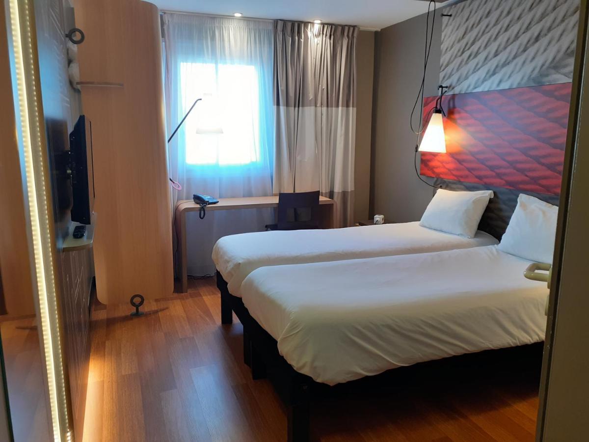 Ibis Dole Sud Choisey Hotel Exterior foto